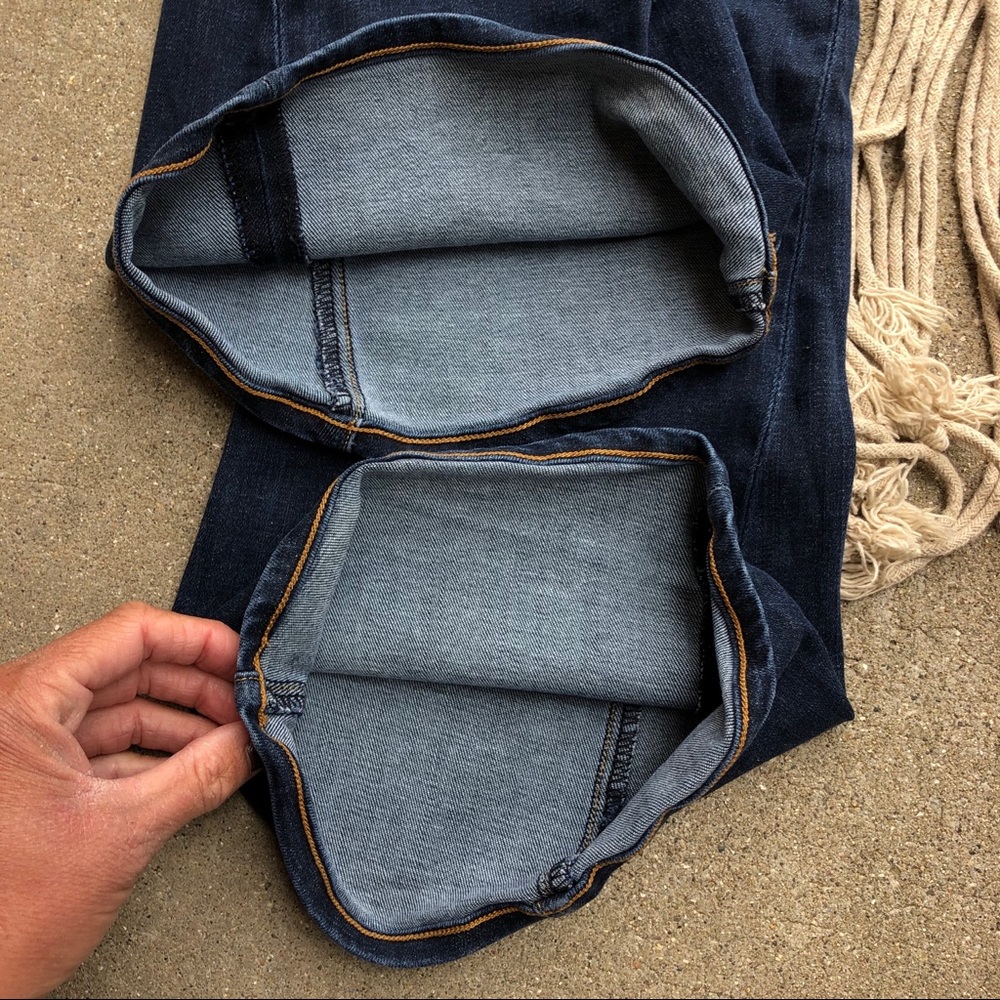 Joie Mid-Rise Flare Jeans Size 28 - Picture 7 of 7
